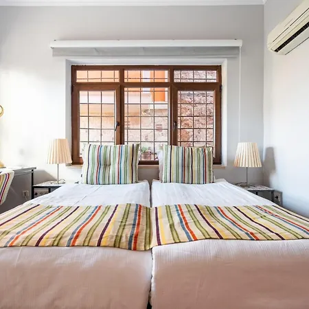 Fascinating Flat Near Hadrians Gate Apartment