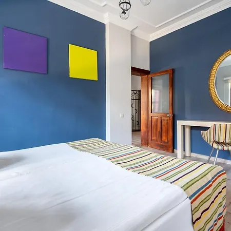 Fascinating Flat Near Hadrians Gate Apartment
